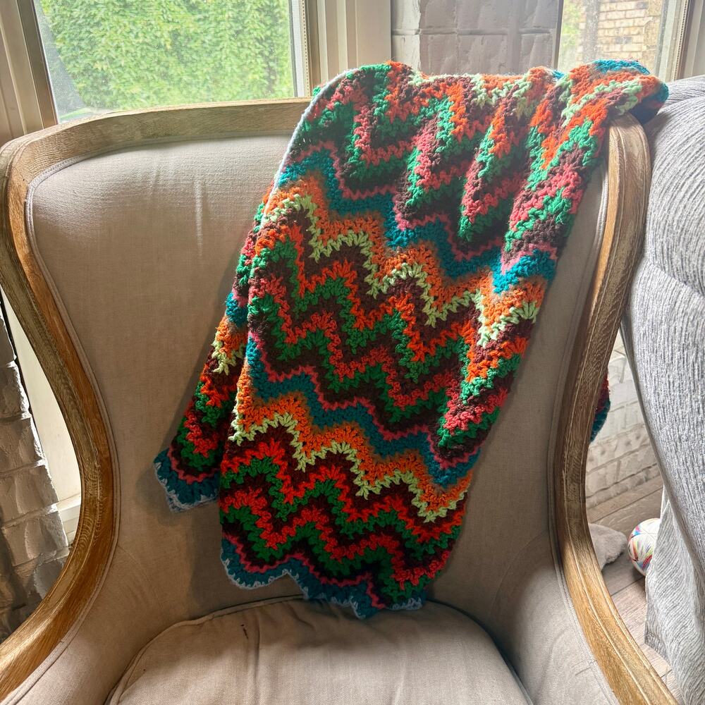 Vintage Handmade Crochet Afghan Throw Blanket Zig Zag Ripple Boho Retro 48x44 - Picture 8 of 8